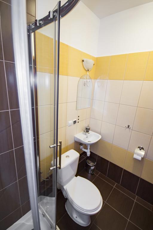 Royal House Bed & Breakfast Gdansk Room photo